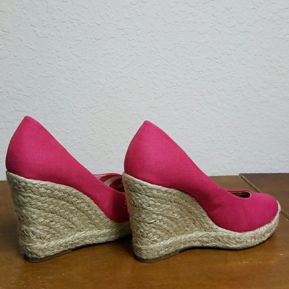 BCBG Pink Wedges - Picture 2 of 7